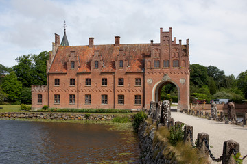 Fototapeta na wymiar Egeskov Castle - Denmark