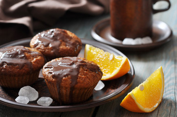 Carrot muffins with melted chocolate