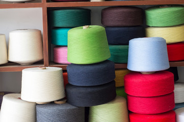 Macro yarn