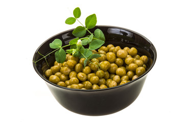 Marinated green peas