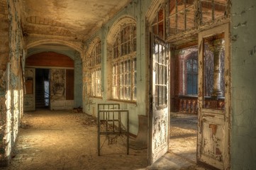 Oud verlaten ziekenhuis