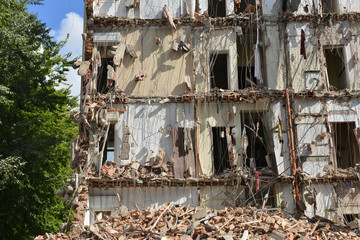 Edifio danneggiato da terremoto
