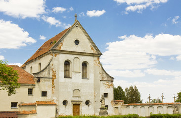 Fototapeta na wymiar Klasztor w Olesk, Ukrainy