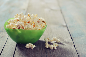 Popcorn in plastic bowl