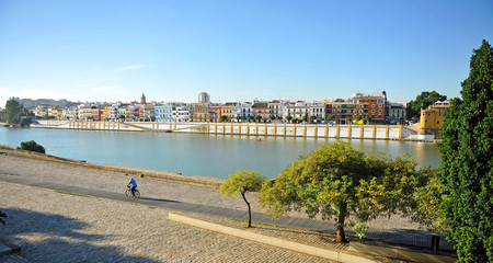 Obraz premium Guadalquivir river and Triana district, Seville, Spain