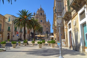 Town Square of Ragusa Ibla Sicily Italy - obrazy, fototapety, plakaty