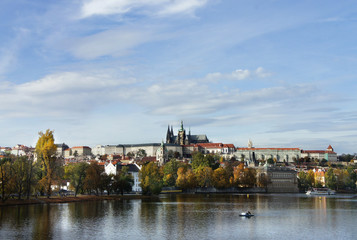 Fototapeta na wymiar Beautiful panorama of Prague Castle and Charles bridge