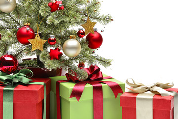 Decorated Christmas tree and gifts