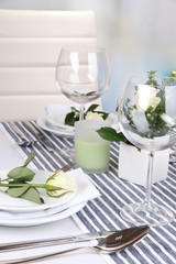 Table arrangement in restaurant