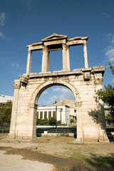 Fototapeta na wymiar The arch of Hadrian, Athens