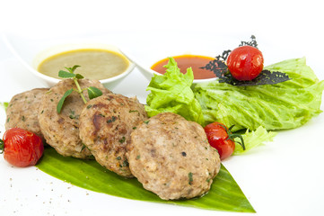 vegetarian meatballs with salad