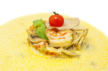 Shrimp soup puree of mushrooms and vegetables