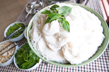 White thai noodle