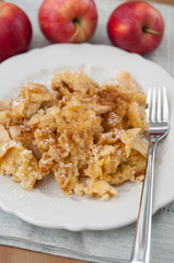 Apfel Grieß Schmarrn