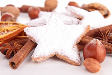 cinnamon stick and gingerbread