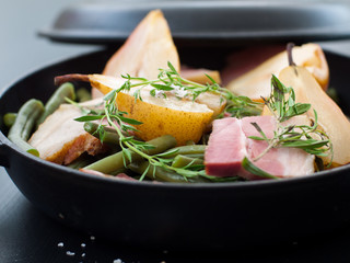 Gr&ouml;&ouml;ner Hein, Birne, Bohne, Speck