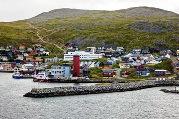 Foto op Plexiglas Honningsvag is Norwegian town beyond the Arctic Circle. © Travel Faery