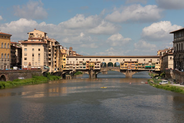Fototapeta premium Florence - Ponte Vecchio by a cloudy day