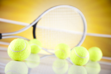 Tennis racket and balls