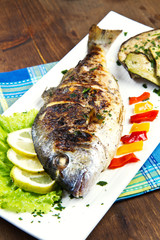 orata alla griglia con verdure