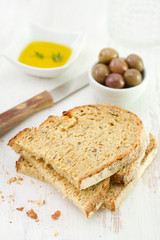 bread with olives and olive oil