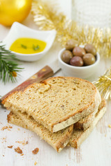 bread with olives and olive oil