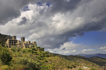 Fototapeta na wymiar Sant Pere de Rodes