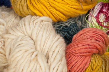 lana colorata