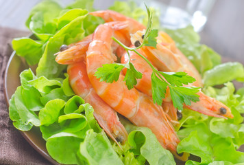 salad with shrimps
