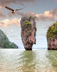 Obrazy na Szkle  Wyspa Jamesa Bonda, Phang Nga, Tajlandia