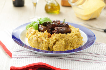 Salsiccia e polenta