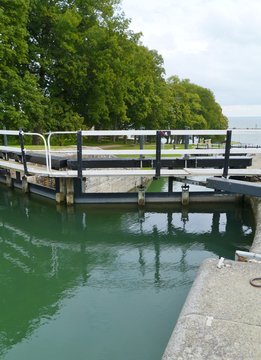 The Berg lock complex near Link&ouml;ping