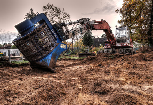 bagger mit siebschaufel 3