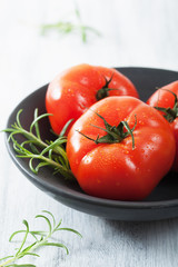 fresh tomatoes in bowl