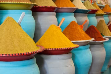 Keuken spatwand met foto Kruiden op de markt Marrakech, Marokko © Lukasz Janyst