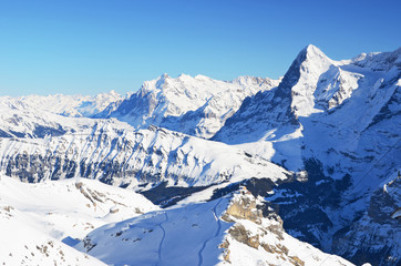 Fototapeta na wymiar Eiger, słynny szwajcarski szczyt