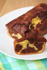 torta marmorizzata al cioccolato