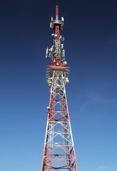 Telecommunication transmitter