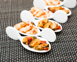 Mussel with white wine sauce