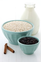 Healthy and delicious oatmeal ingredients