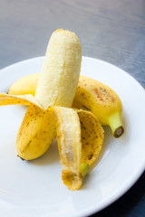 fresh bananas