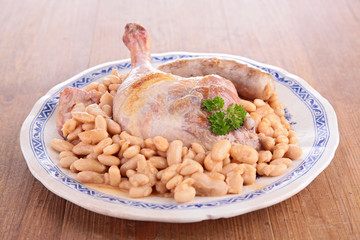 white bean with meat