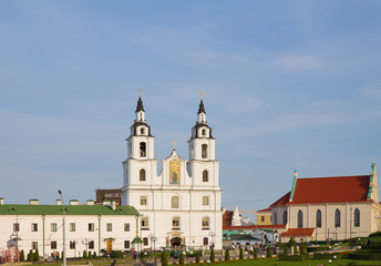 Fototapeta na wymiar Katedra Ducha Świętego w Mińsku na Białorusi