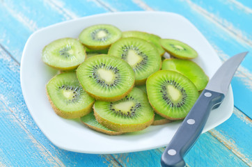 fresh kiwi