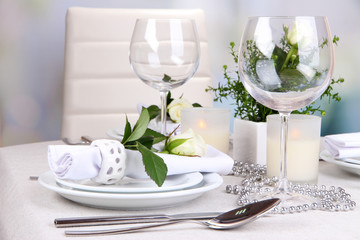 Table arrangement in restaurant