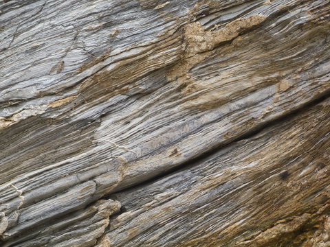 roccia stratificata