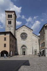 Fototapeta na wymiar Como Kościół San Fedele