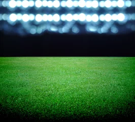 Foto auf Acrylglas Fußball Fußballplatz und die hellen Lichter