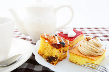 ケーキとコーヒー