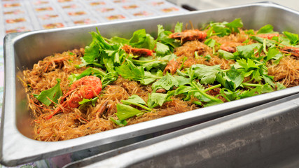 shrimps with glass noodles